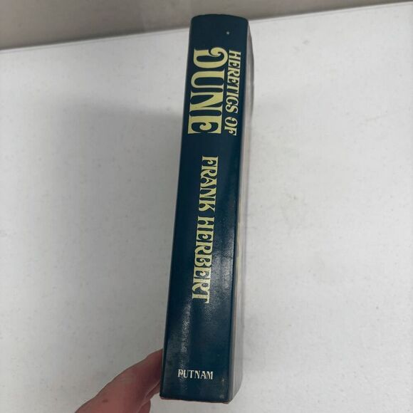 HERETICS OF DUNE By Frank Herbert 1984 1st Edition Hardcover Damaged Corner - Picture 3 of 14